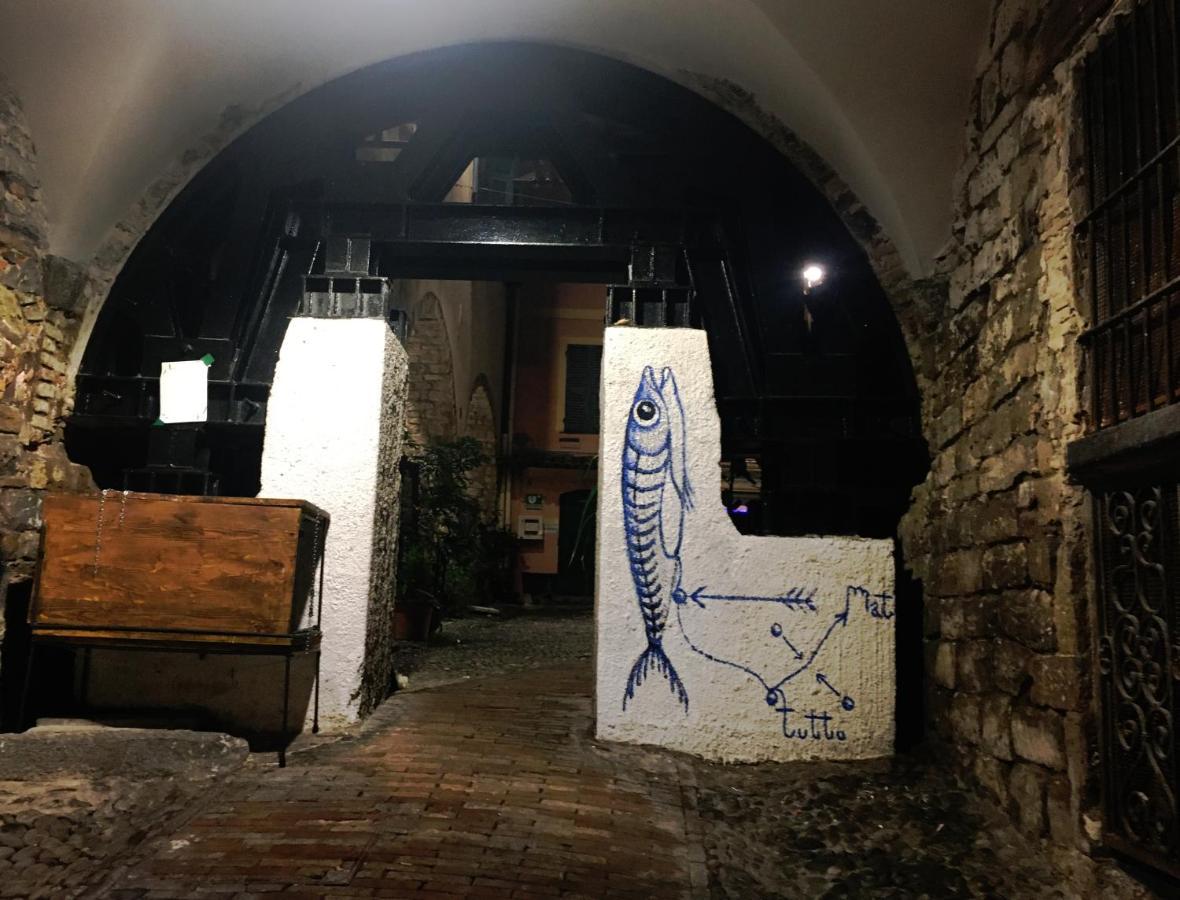 Appartamento Ai Piedi Della Pigna サンレモ エクステリア 写真