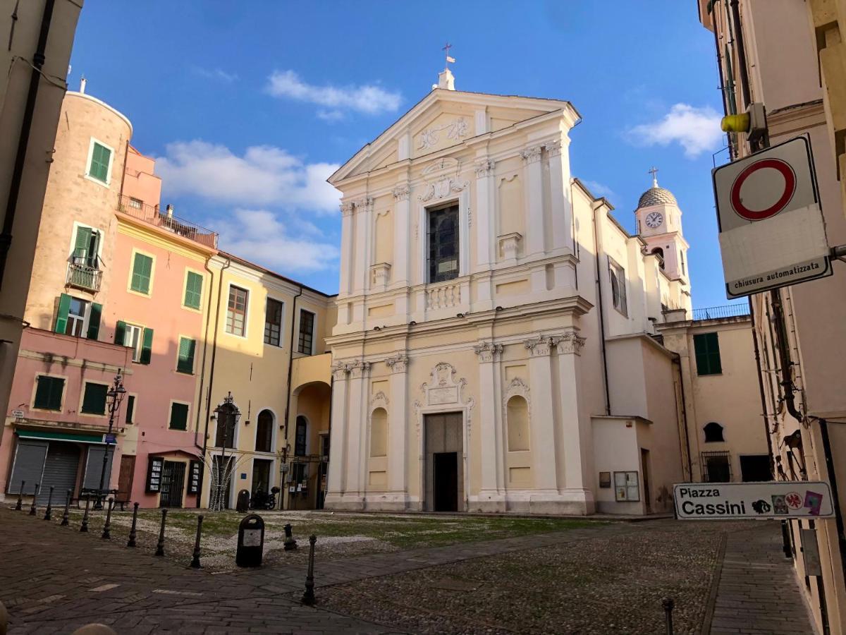 Appartamento Ai Piedi Della Pigna サンレモ エクステリア 写真