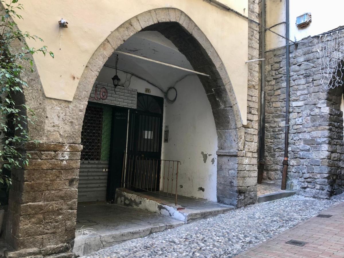 Appartamento Ai Piedi Della Pigna サンレモ エクステリア 写真