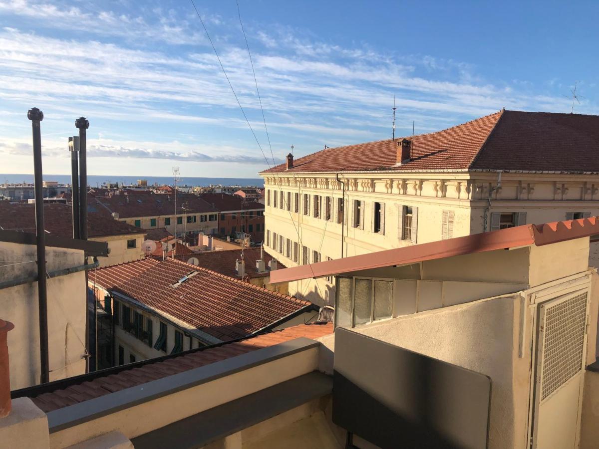 Appartamento Ai Piedi Della Pigna サンレモ エクステリア 写真