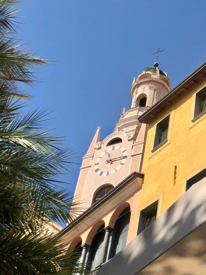 Appartamento Ai Piedi Della Pigna サンレモ エクステリア 写真